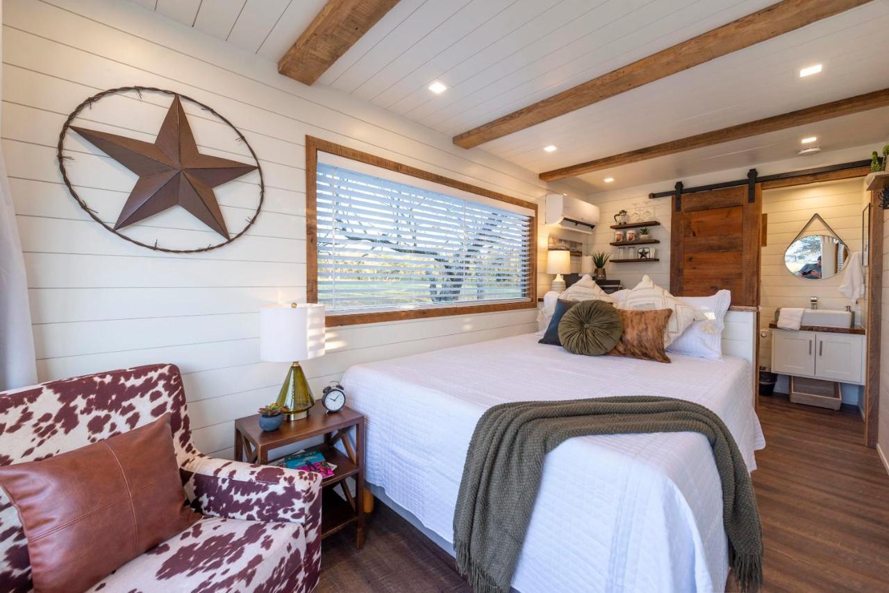 New The Lone Star Shipping Container Villa Fredericksburg Exterior photo